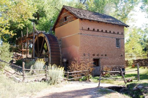 This is a working mill. (Not working the moments we were there.) My daughters were smitten with the frogs in the mill pond. I was smitten with the building.